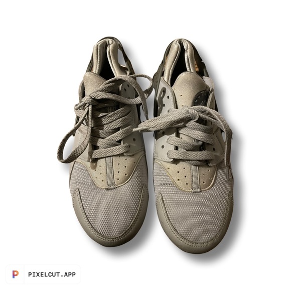 Grey Nike Huaraches - Picture 3 of 5